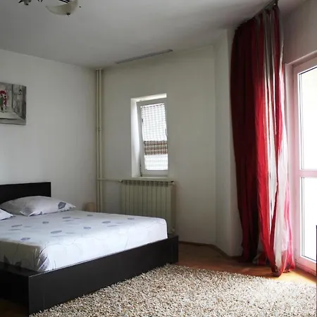 Decebal 1 Premium Apartment